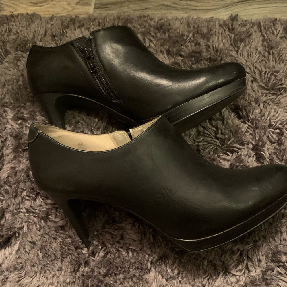 Like new black booties